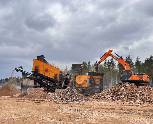 Mobile Concrete Crusher